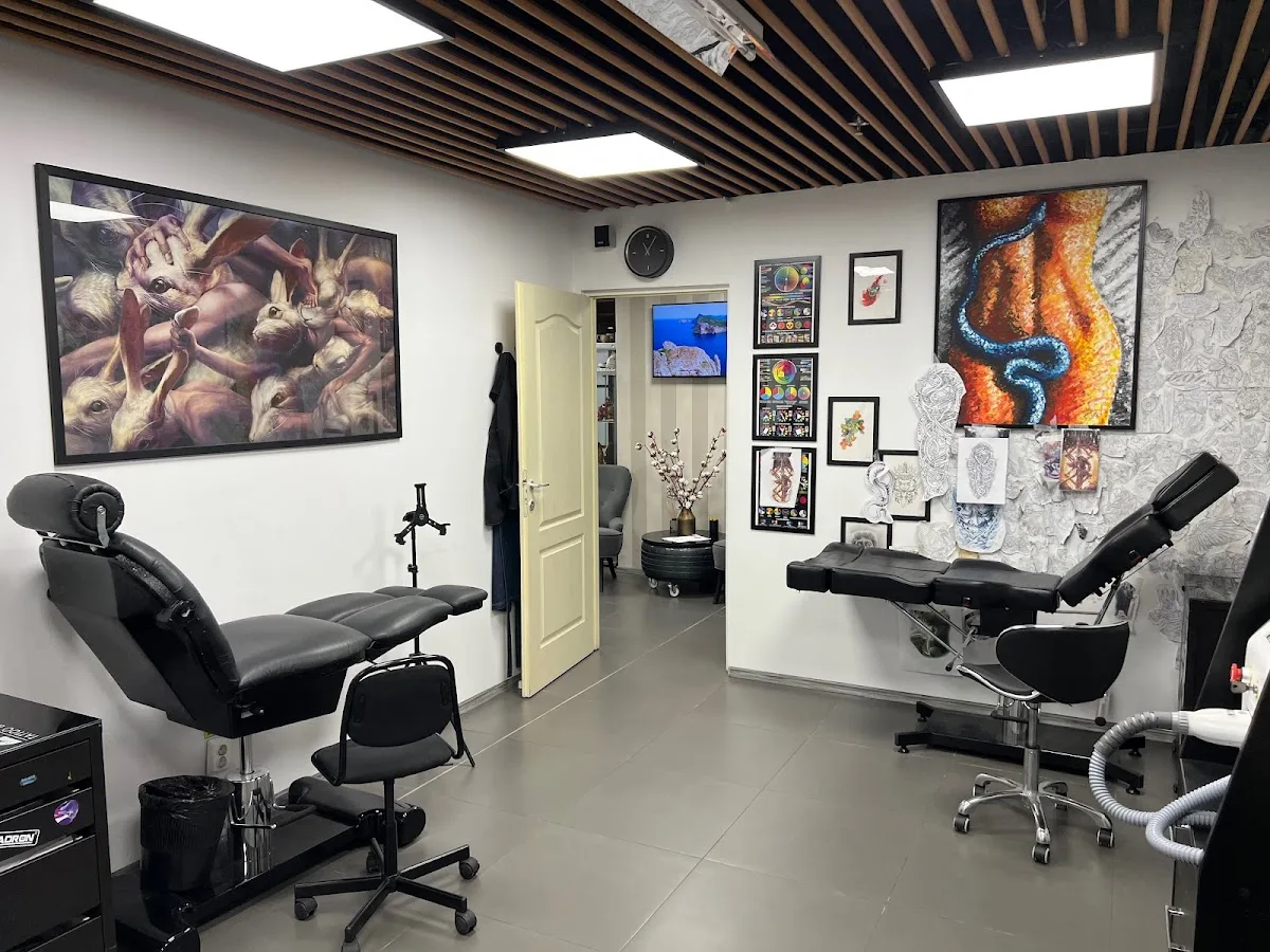 2nd Face Tattoo & Body Piercing