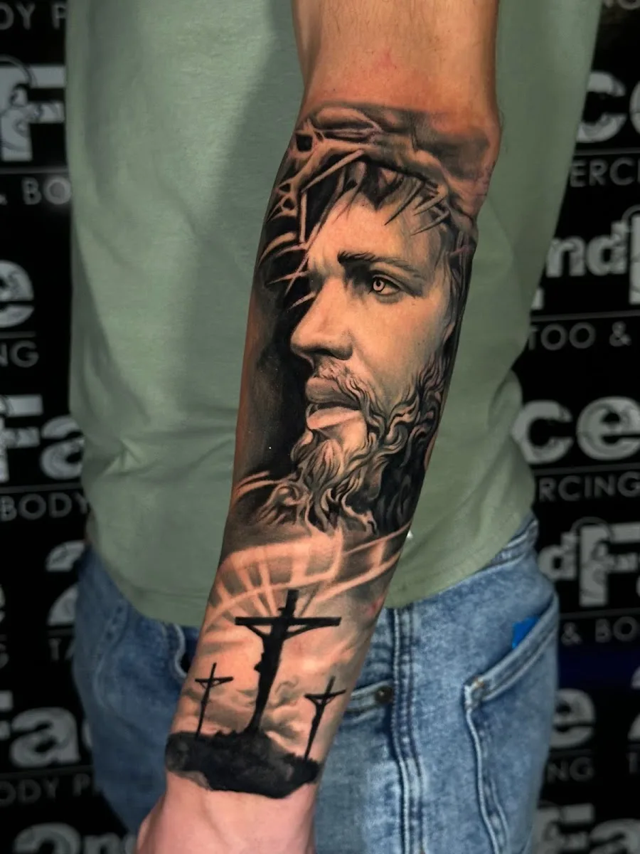 2nd Face Tattoo & Body Piercing