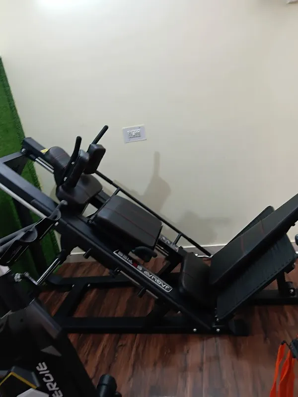 SHEFIT STUDIO (Ladies Gym)