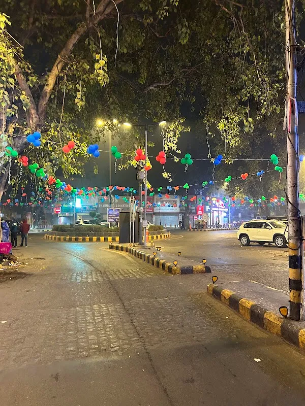 Affinity Salon, Bengali Market
