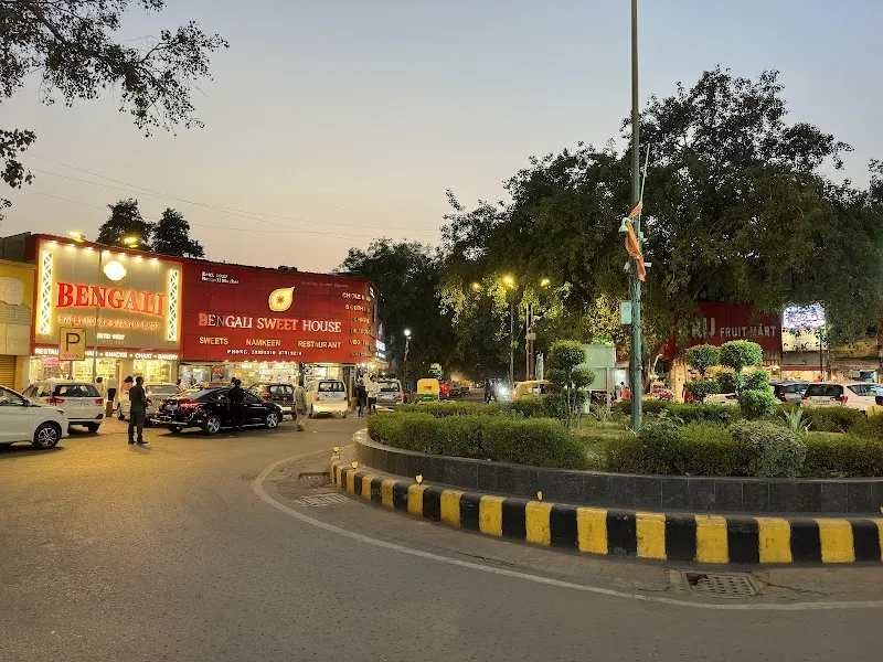 Affinity Salon, Bengali Market