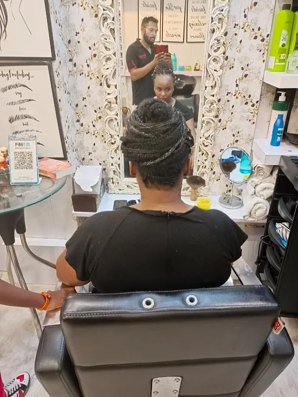 BRAIDS SALON