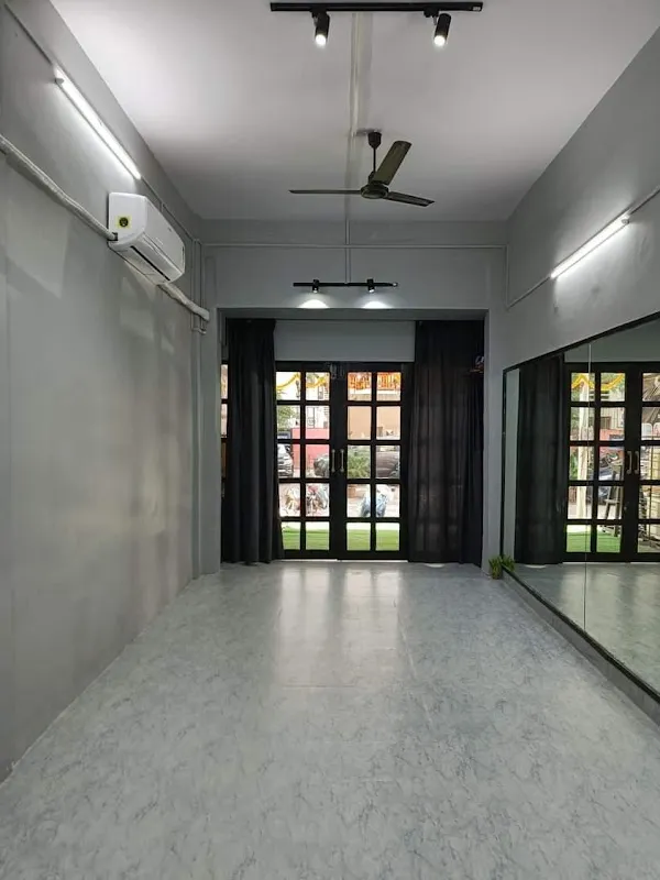 THE BEAT ROOM, dance studio and fitness point
