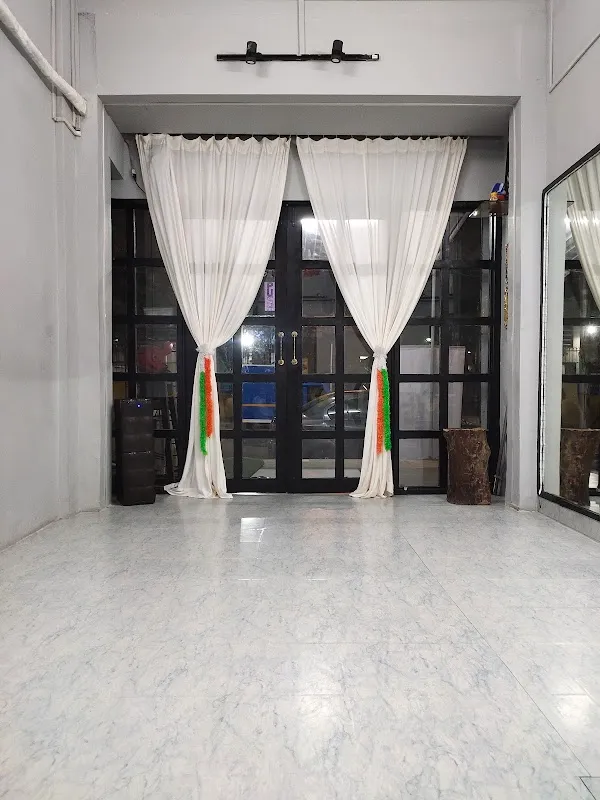 THE BEAT ROOM, dance studio and fitness point