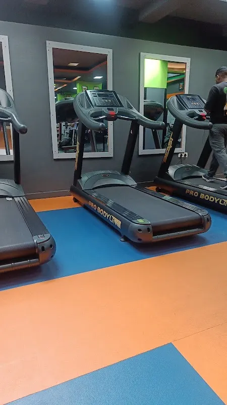 Muscle fit Club Raja park