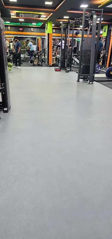 Muscle fit Club Raja park