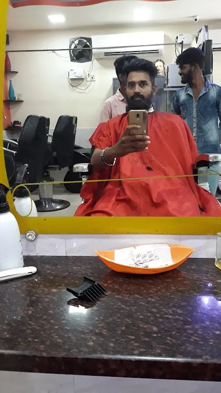 Enrich women's beauty parlour