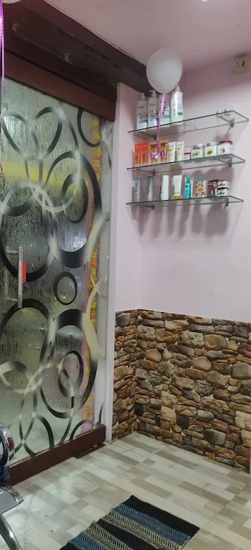 Enrich women's beauty parlour