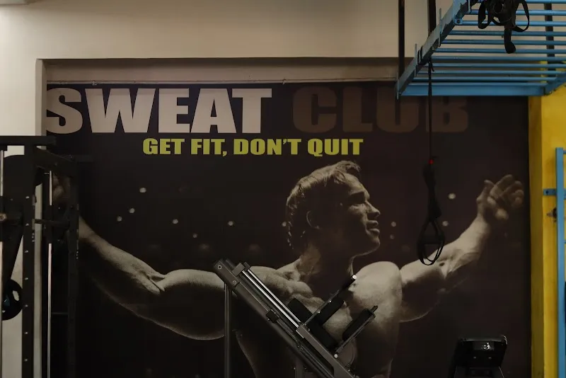 SWEAT CLUB