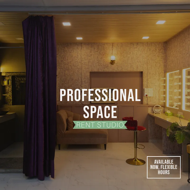 Fzy Fuzion Studio | Rental Photo Studio in Mumbai | Studio For Photoshoot, Podcast, Video shoot.