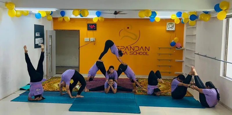 Spandan yoga school