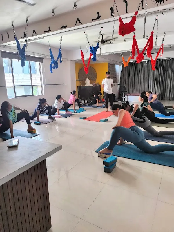Spandan yoga school