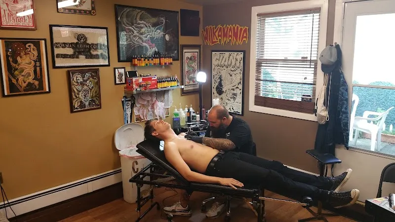 Solid Gold Tattoo Shop