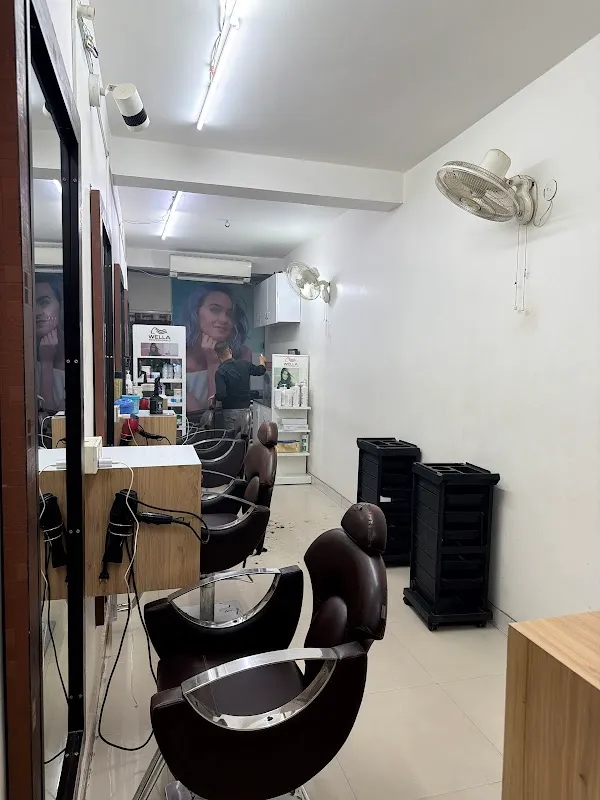 Habib Hair & Beauty Master - Best Salon in Mahavir Enclave , Delhi