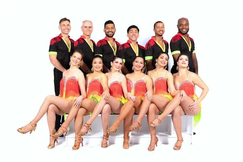 PASOFino Salsa & Bachata Dance Studio