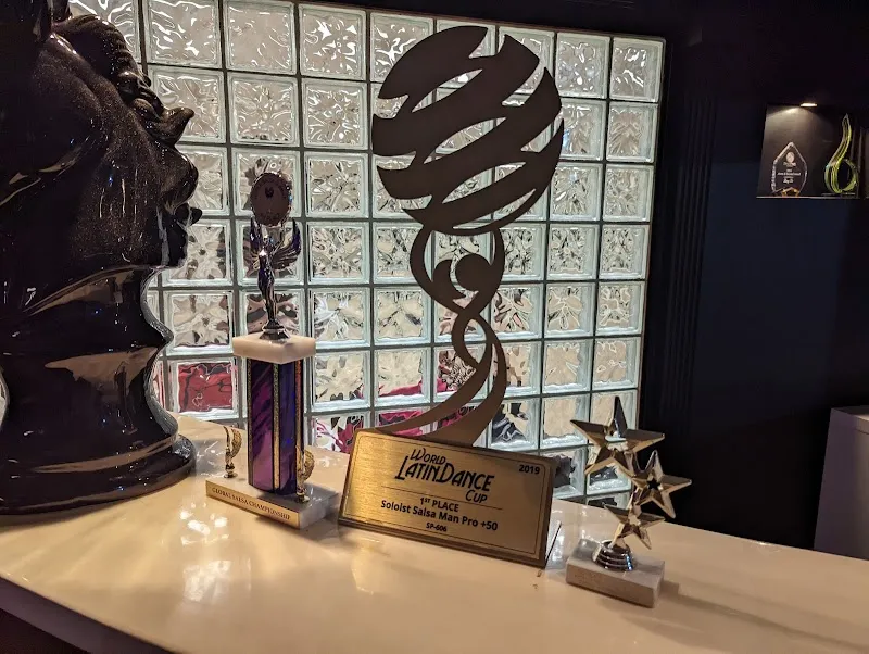 PASOFino Salsa & Bachata Dance Studio