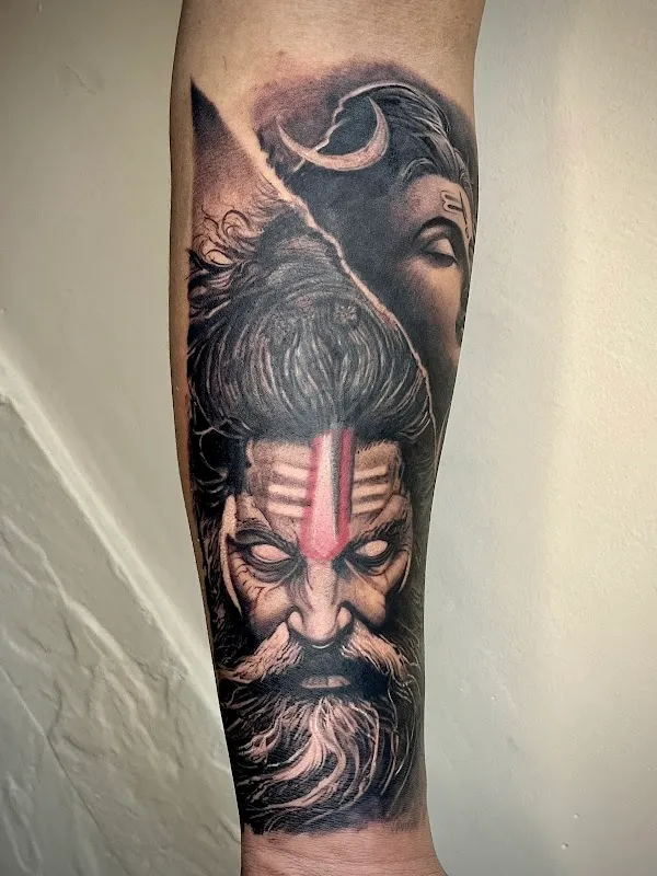 18 TATTOOS