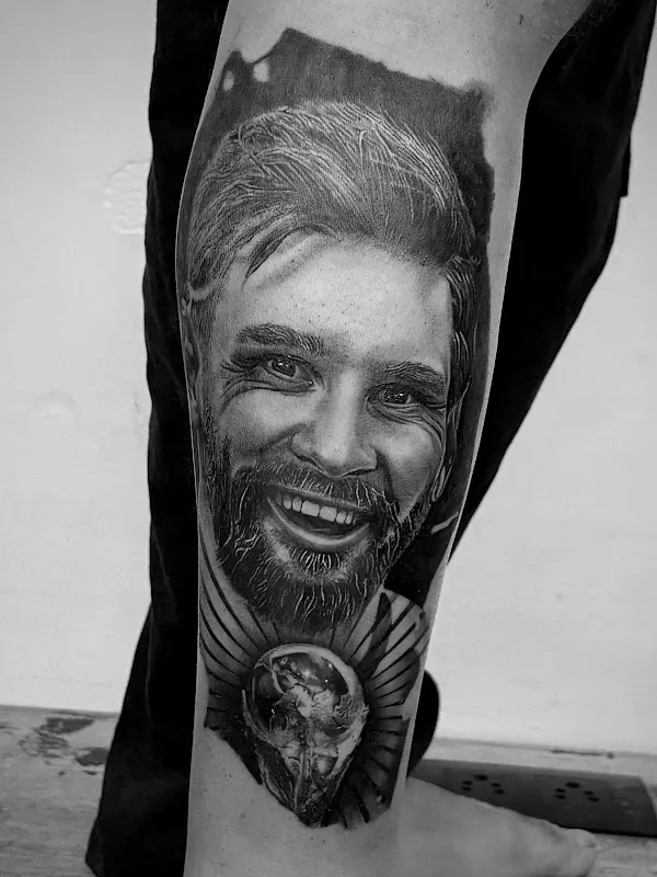 18 TATTOOS