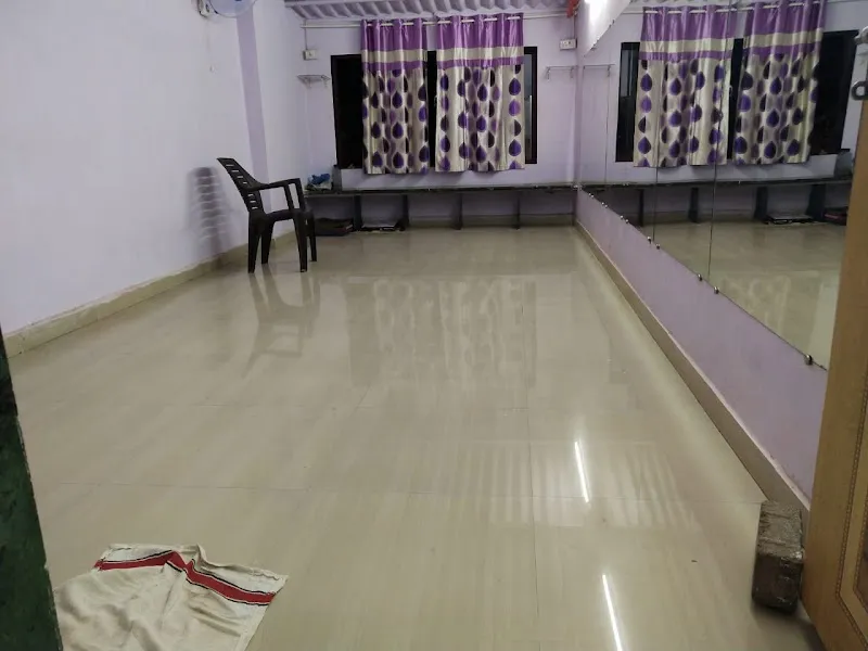 HS Dance & Fitness Station