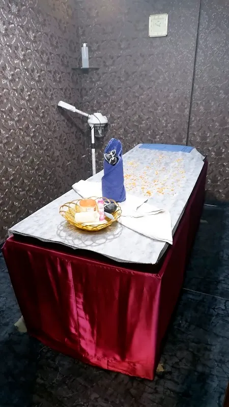 Mantra Signature Spa | Best Spa And Full Body Massage | Kandivali West
