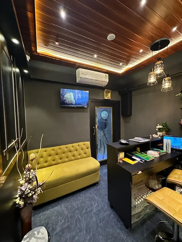 Z Queen Massage Spa In Powai