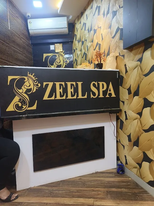 Z Queen Massage Spa In Powai
