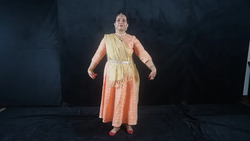 TAB Dance Studio I Classes I Hazratganj I Lucknow I Hip-Hop I Bollywood I Kathak I Bharatnatyam I Jazz I Salsa