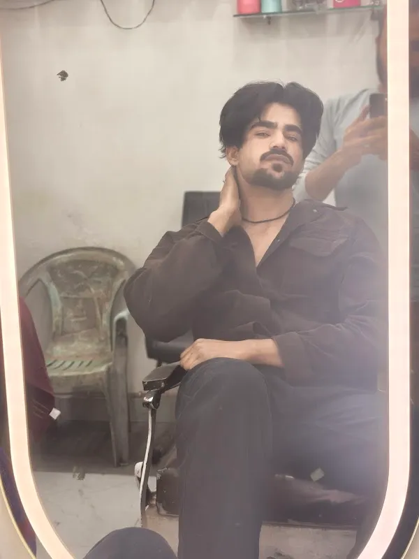 THE GOD SCISSORS AND RAZOR UNISEX SALON (SINCE - 1955)