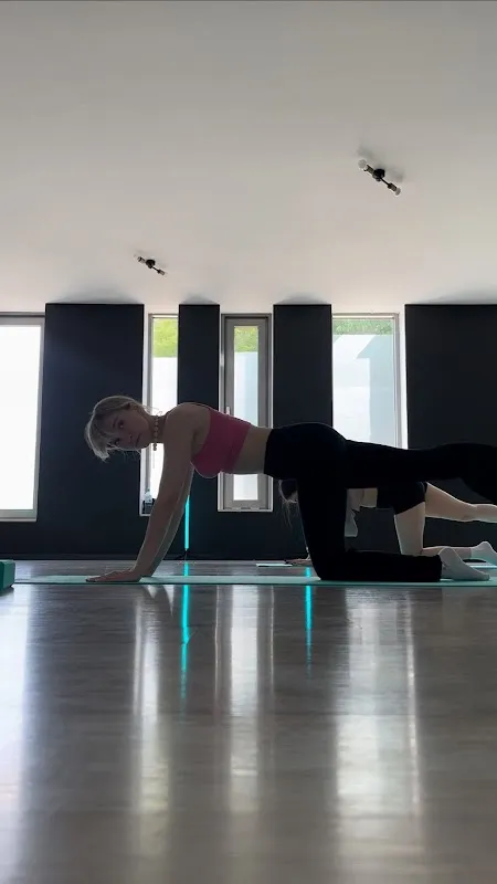 Dance Studio 24