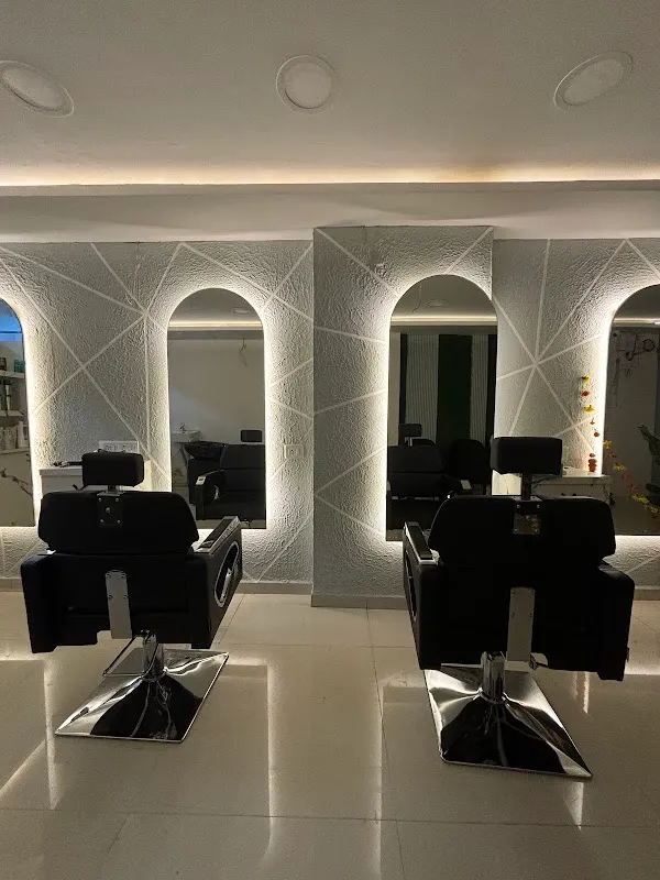 A One Unisex Salon & Beauty Parlour