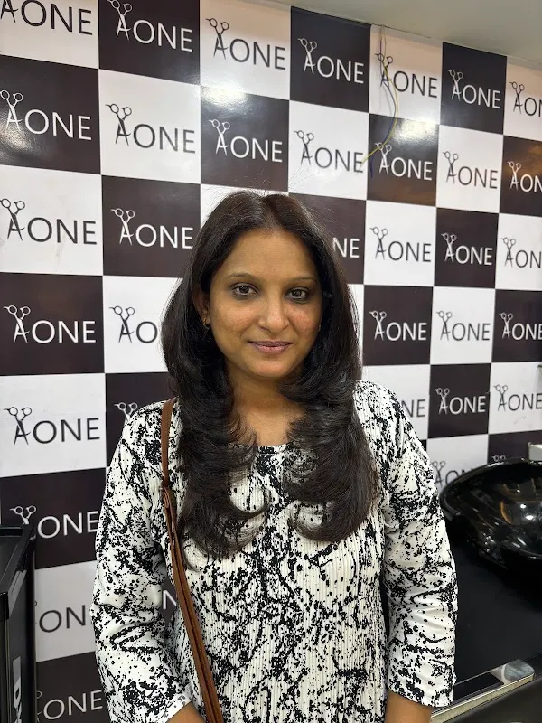 A One Unisex Salon & Beauty Parlour