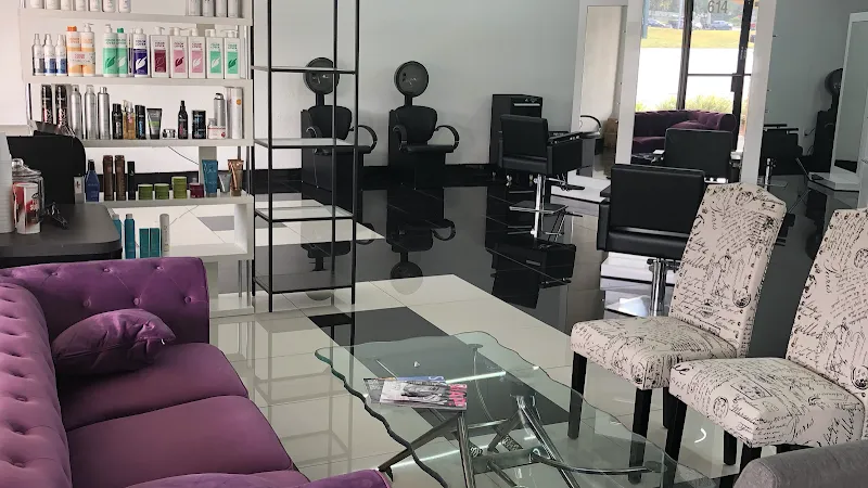 Halo Hair Lounge