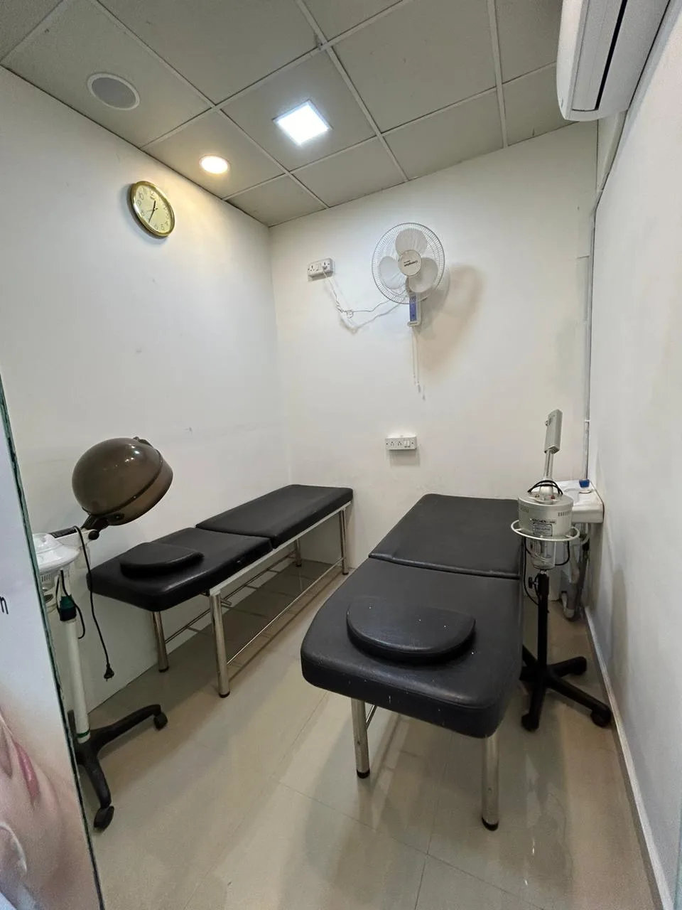 Elight Unisex Beauty Salon Anna Nagar