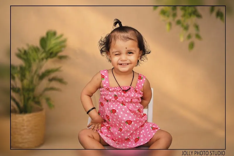 Jolly Photo Studio