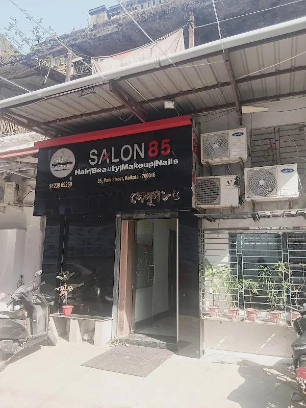 Salon 85