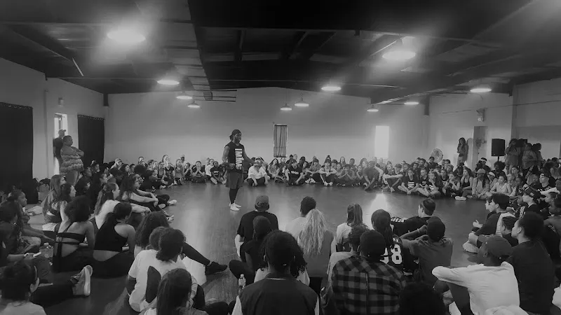 Motiv Dance studio