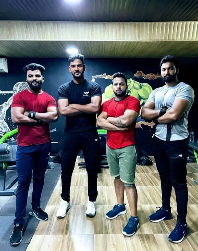 Shape Up-The Fitness House