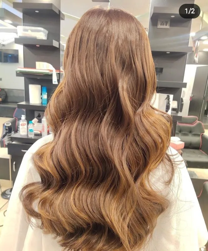 Lakme Salon For Him and Her in CR Park,Delhi
