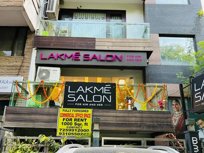 Lakme Salon For Him and Her in CR Park,Delhi