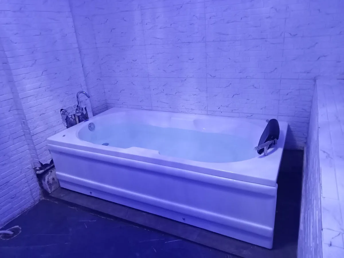 Chillax Spa | Massage In Faridabad