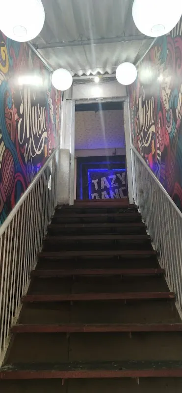 Tazy Dance studio