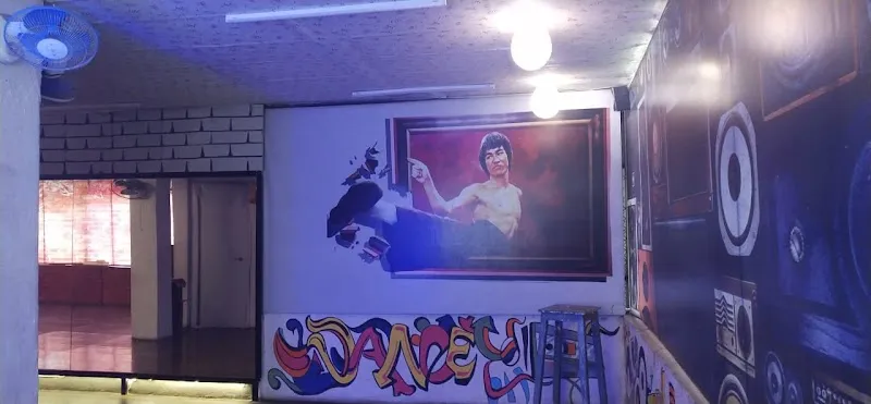 Tazy Dance studio