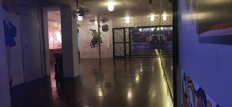 Tazy Dance studio