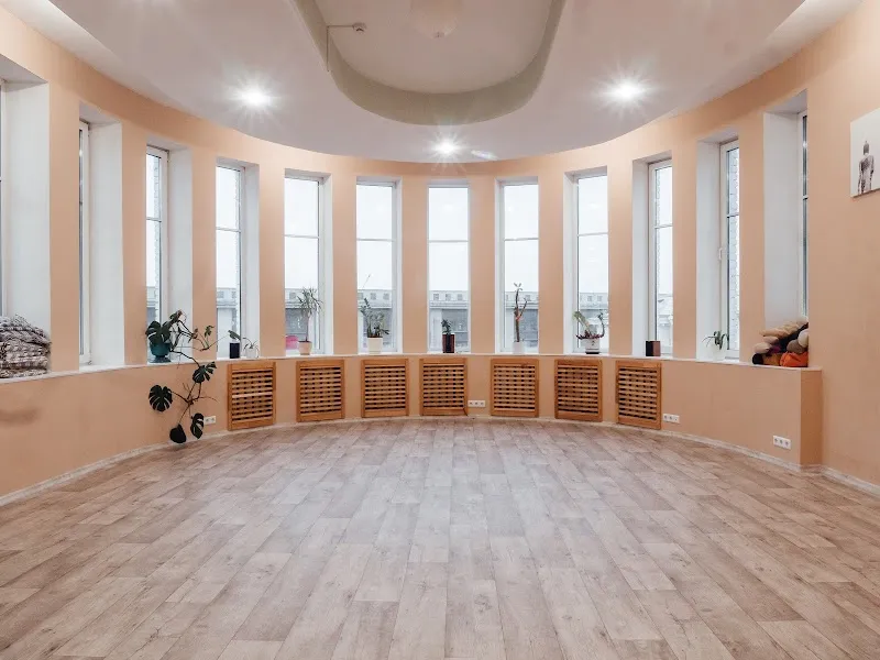 Студия йоги YogaHall