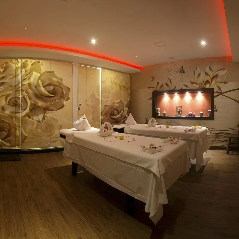 Glitz Spa-Top SPA in Noida | Luxury SPA in Noida Sec 18 | Full Body Massage in Noida 18 | Thai Massage in Noida18