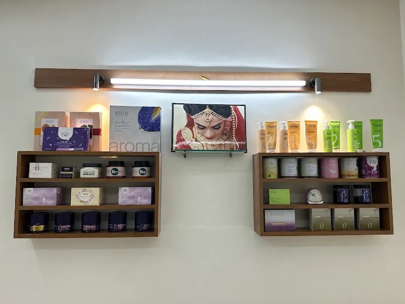 Neetu Singh Makeovers