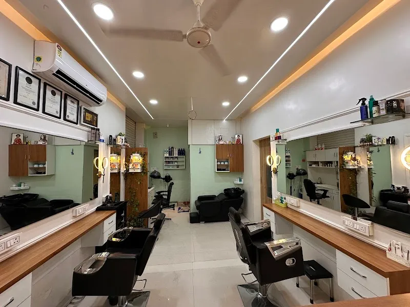 Neetu Singh Makeovers