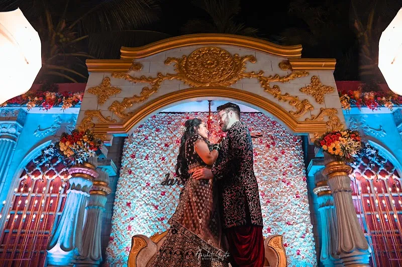 Harish Photo Studio | Titwala | Weddings & Portraits