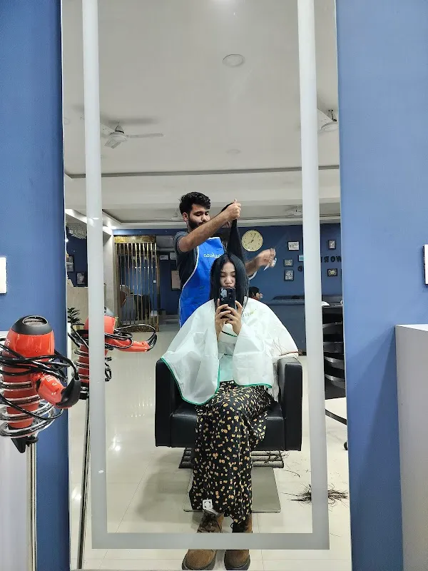 Hair studio unisex salon