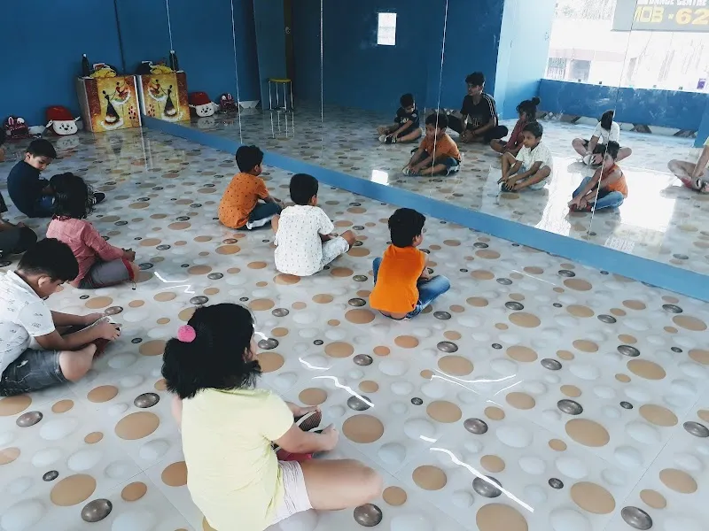 1M Dance Centre-Best Dance and Fitness Classes in Kankarbag Patna